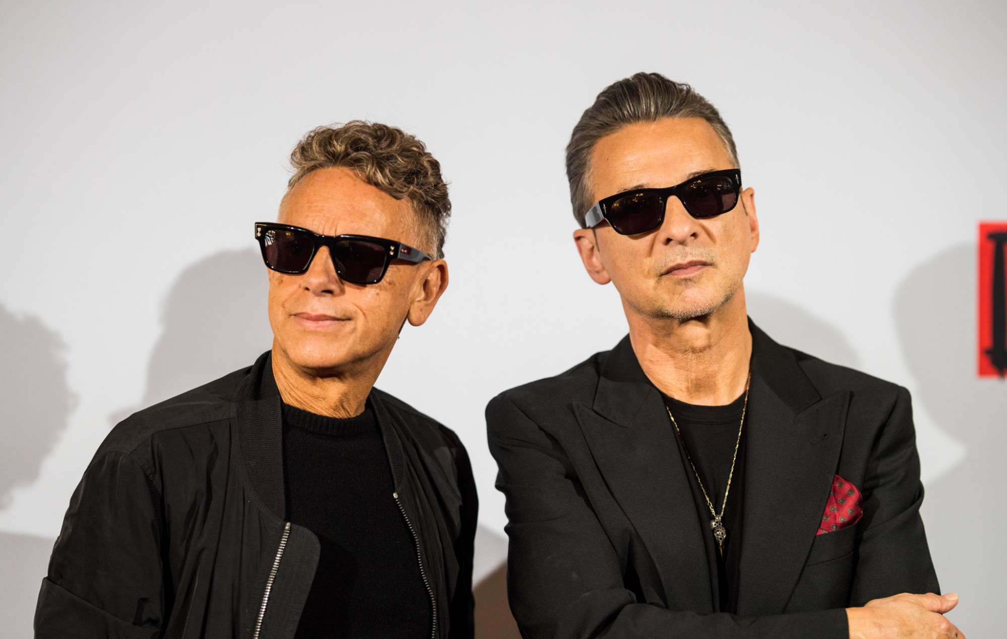 Depeche Mode revela data do próximo single, 'Ghosts Again' / Depeche Mode reveal date of upcoming new single, ‘Ghosts Again’