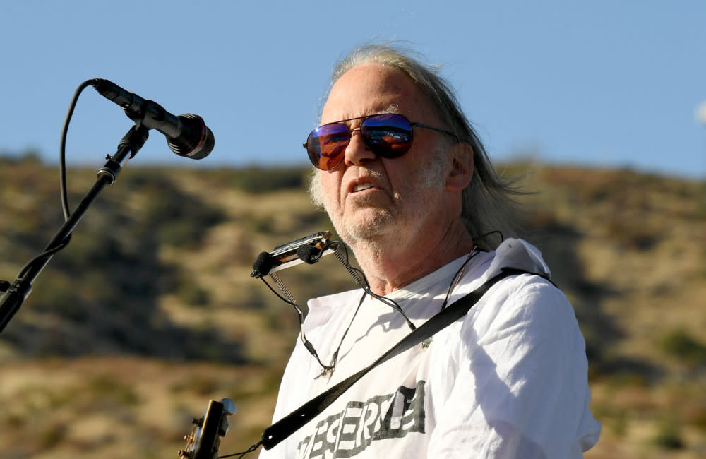 Neil Young e Crazy Horse anunciam novo recorde mundial de LP