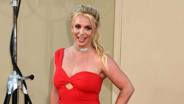 Britney Spears rebate comentários de Jamie Lynn Spears na TV