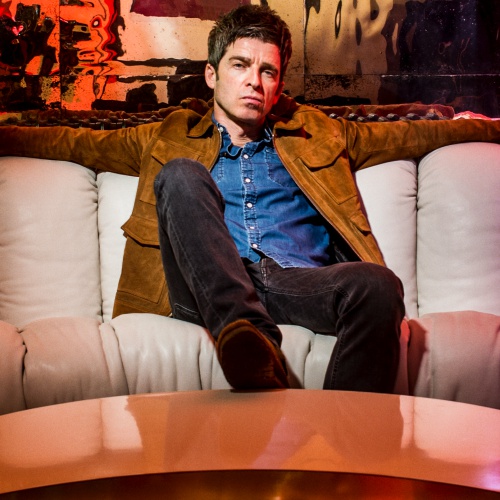 Noel Gallagher explica nova faixa antes do exclusivo mundial / Noel Gallagher explains new track ahead of world exclusive